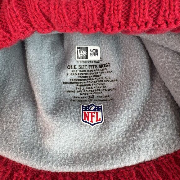 Kansas City Chiefs Cuffed Beanie Hat, Red, New Era, Pom - Picture 5 of 7